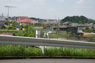 団地側の坂(中腹)