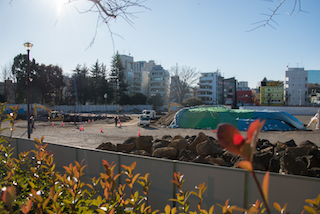 工事中の明治公園