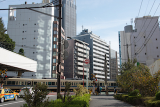 小田急線 新宿1号踏切