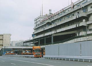 日本通運（株）晴海埠頭支店倉庫1号上屋  その1