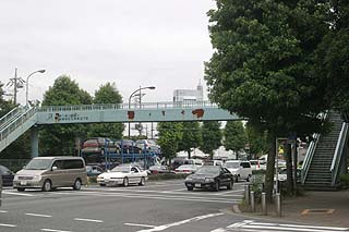 上用賀歩道橋全景