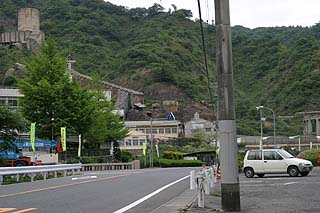 日鉱金属株式会社日立工場前